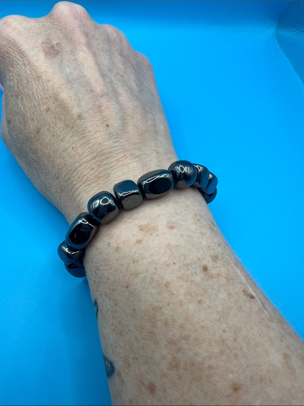 Polished Hematite Stretch Beaded Bracelet - Dark Metallic - Picture 4 of 4